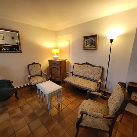 Maison 3 Ch, Cour Privee Et Wi-fi, Proche Et Commerces - Fr-1-92-949 Holiday home