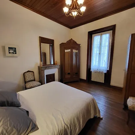 Maison 3 Ch, Cour Privee Et Wi-fi, Proche Et Commerces - Fr-1-92-949 Holiday home *