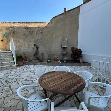 Maison 3 Ch, Cour Privee Et Wi-fi, Proche Et Commerces - Fr-1-92-949